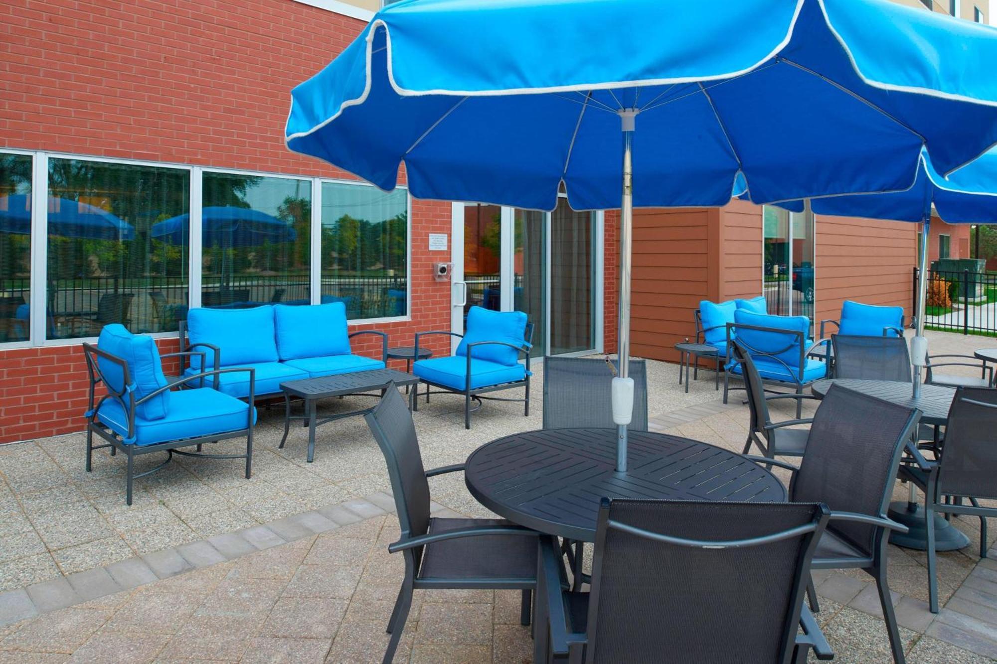 Fairfield Inn & Suites By Marriott Detroit Troy Ngoại thất bức ảnh